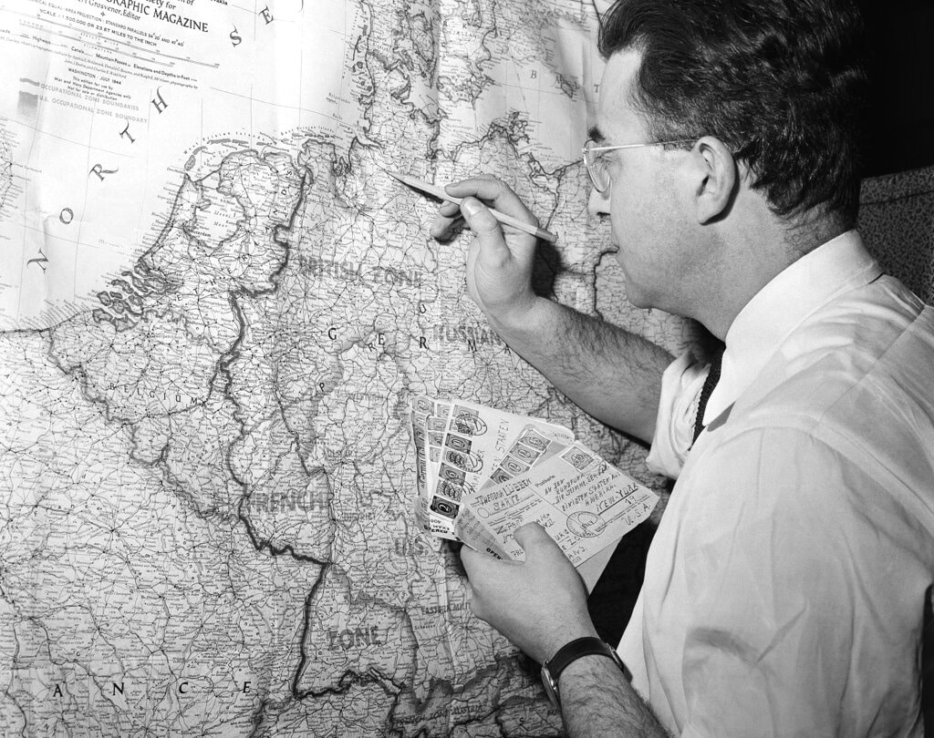 Voice of America, 1947